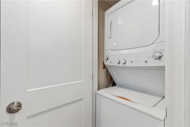 3730 Desert Marina Drive 17, Laughlin, NV 89029