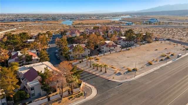 3730 Desert Marina Drive 17, Laughlin, NV 89029