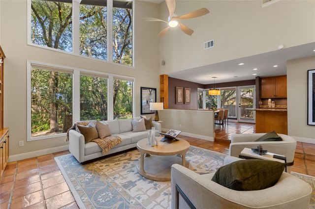 8505 Greenflint LN, Austin, TX 78759