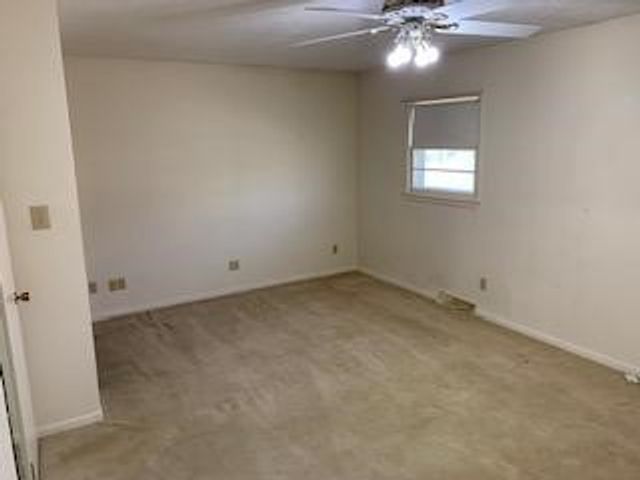 5118 Lower Beaver Road, Des Moines, IA 50310