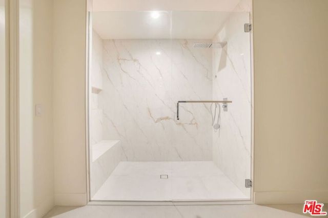425 N Palm Drive 101, Beverly Hills, CA 90210
