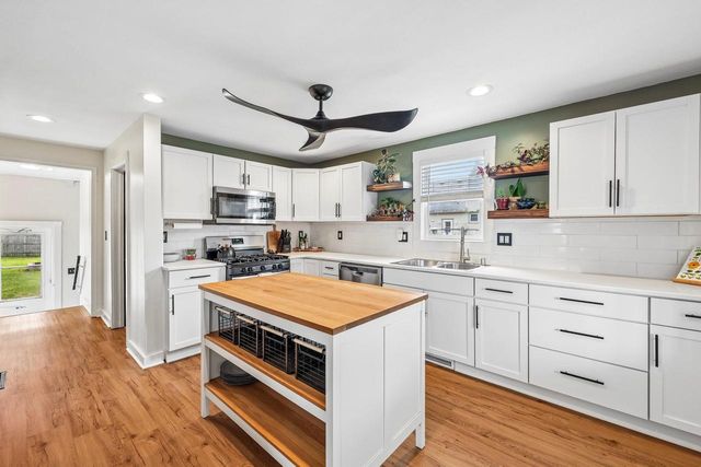 4417 6th AVENUE, Kenosha, WI 53140