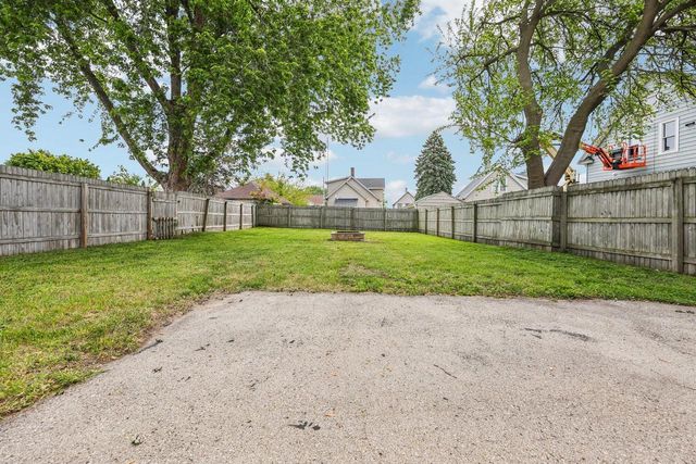 4417 6th AVENUE, Kenosha, WI 53140