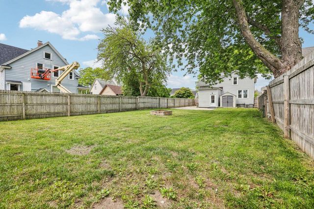 4417 6th AVENUE, Kenosha, WI 53140