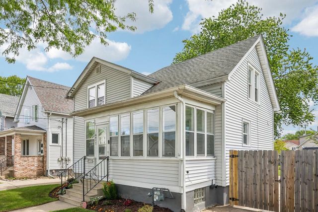 4417 6th AVENUE, Kenosha, WI 53140