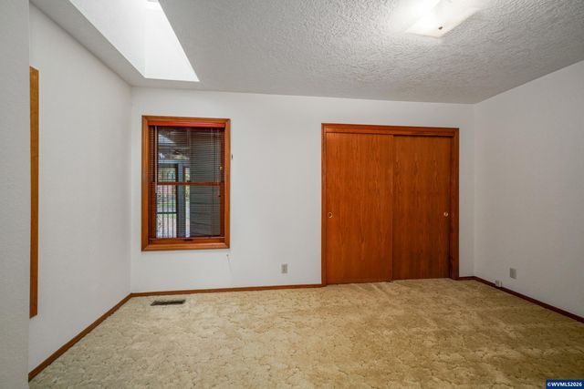 751 Catron St N, Monmouth, OR 97361