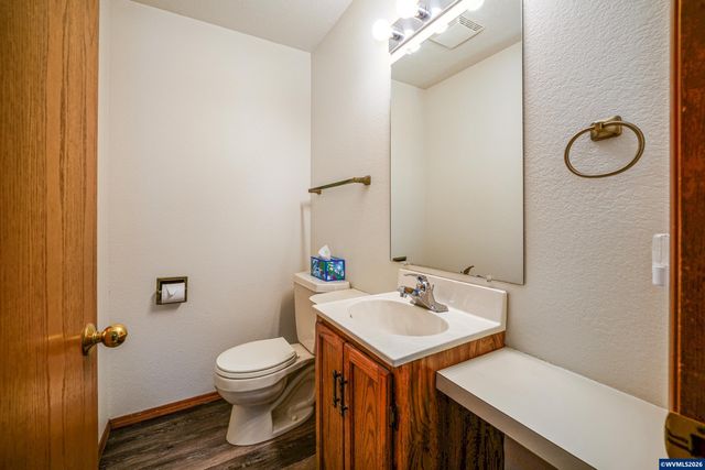 751 Catron St N, Monmouth, OR 97361