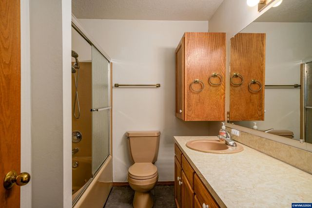 751 Catron St N, Monmouth, OR 97361