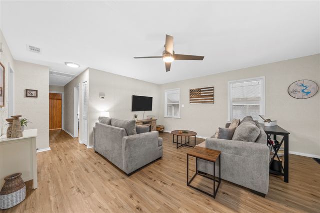 140 County Road 1764, Clifton, TX 76634