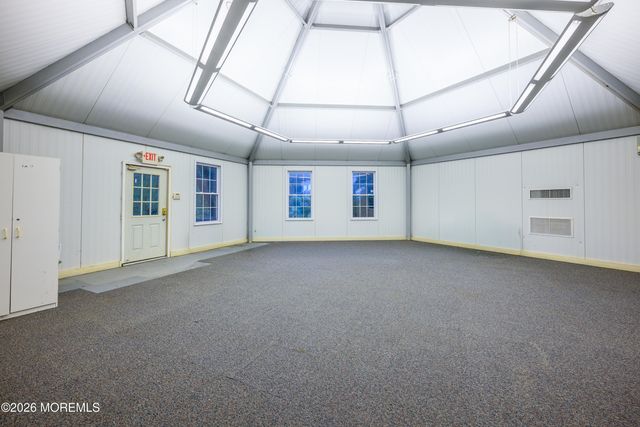 250 Bennett Road, Freehold, NJ 07728
