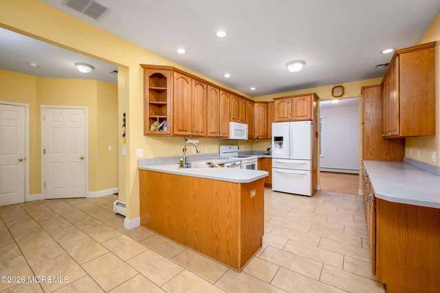 250 Bennett Road, Freehold, NJ 07728
