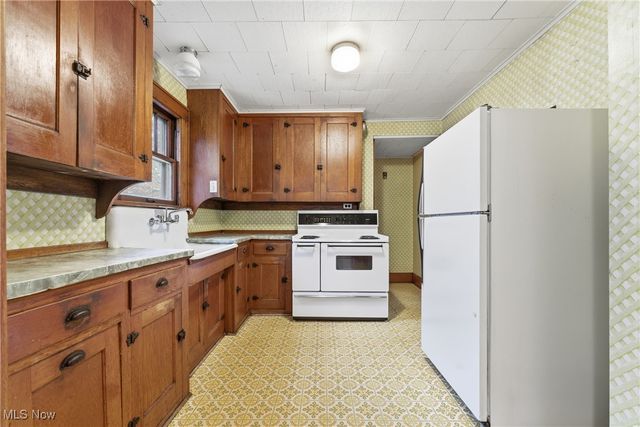 224 Shadyside Court, Alliance, OH 44601