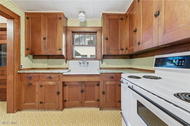 224 Shadyside Court, Alliance, OH 44601