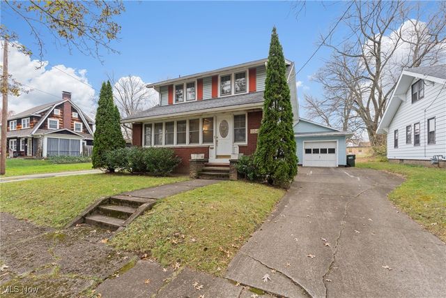 224 Shadyside Court, Alliance, OH 44601