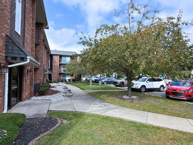 13050 S Marquette Avenue 3E, Chicago, IL 60633