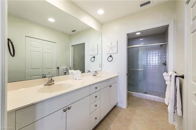 470 Launch CIR V-604, Naples, FL 34108