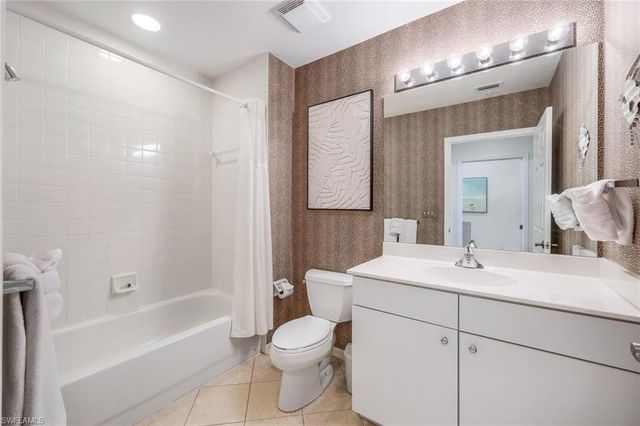 470 Launch CIR V-604, Naples, FL 34108