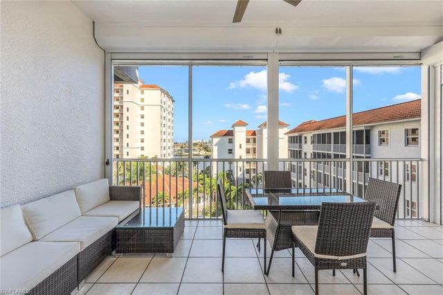 470 Launch CIR V-604, Naples, FL 34108