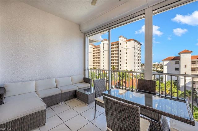 470 Launch CIR V-604, Naples, FL 34108
