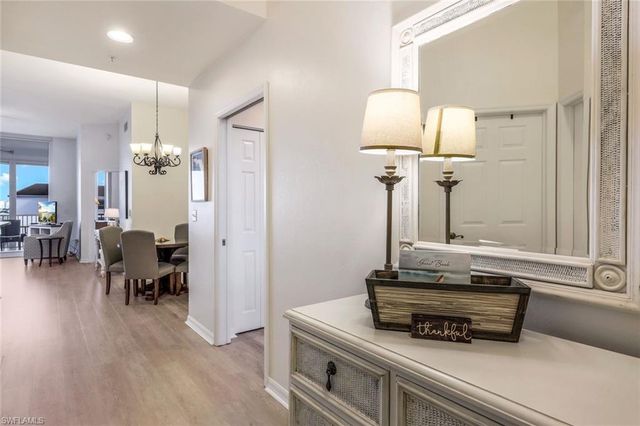 470 Launch CIR V-604, Naples, FL 34108