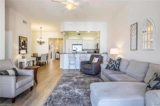 470 Launch CIR V-604, Naples, FL 34108