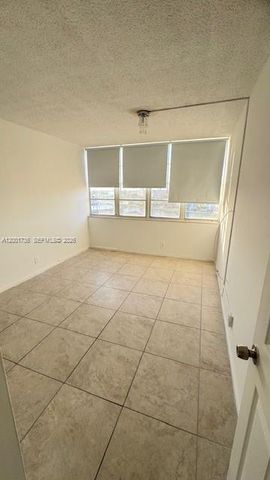 2025 NE 164th St 616, North Miami Beach, FL 33162