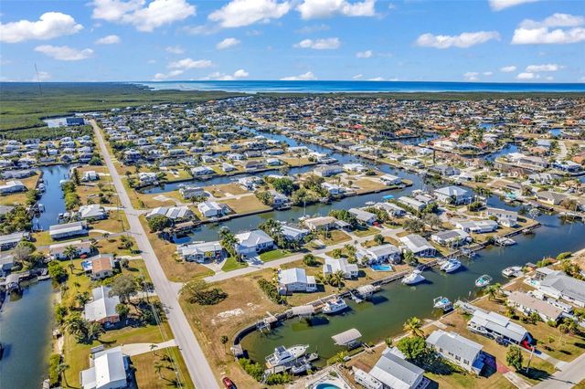 700 HOLLYHILL COURT, Punta Gorda, FL 33950