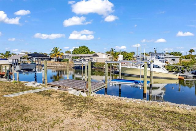 700 HOLLYHILL COURT, Punta Gorda, FL 33950