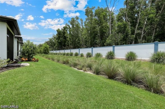 27907 Radiant CT, Bonita Springs, FL 34135