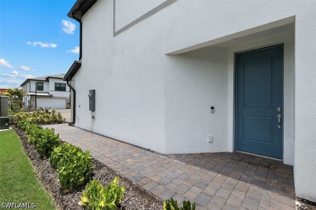 27907 Radiant CT, Bonita Springs, FL 34135