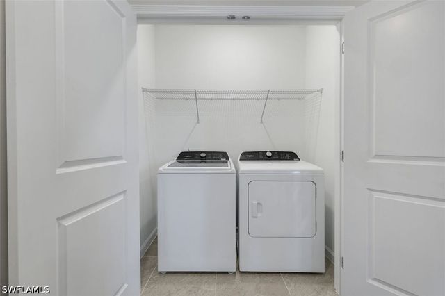27907 Radiant CT, Bonita Springs, FL 34135