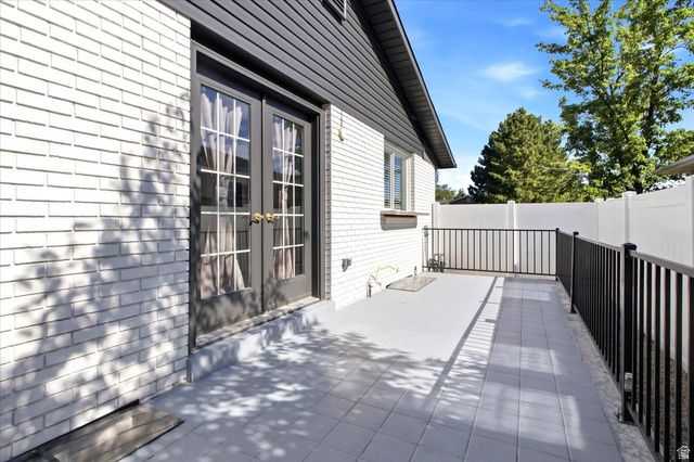 1676 E 11245 S, Sandy, UT 84092