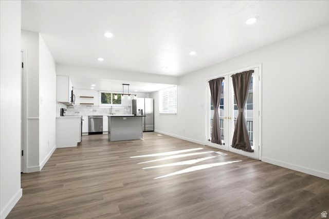 1676 E 11245 S, Sandy, UT 84092