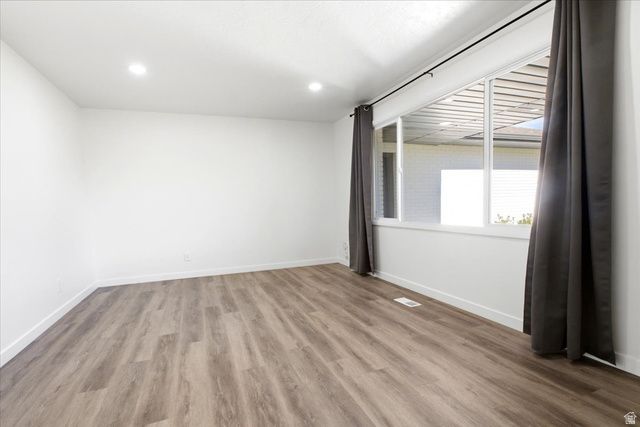 1676 E 11245 S, Sandy, UT 84092