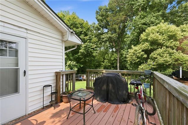 5703 Summit Avenue, Browns Summit, NC 27214