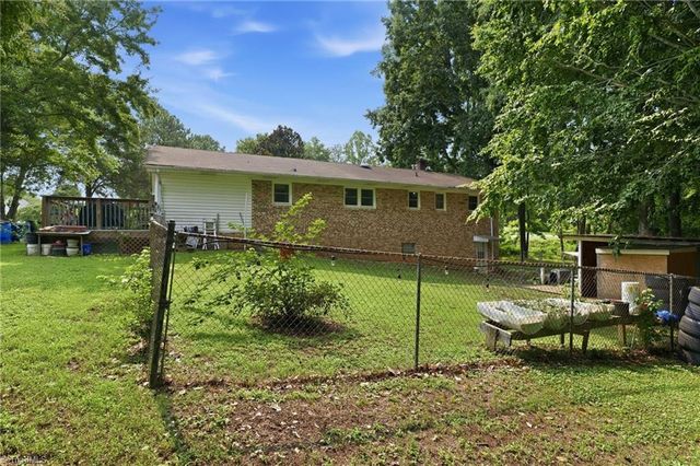 5703 Summit Avenue, Browns Summit, NC 27214