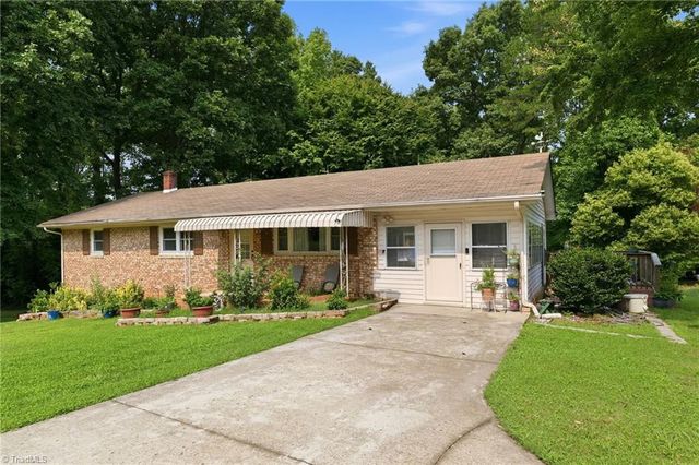 5703 Summit Avenue, Browns Summit, NC 27214