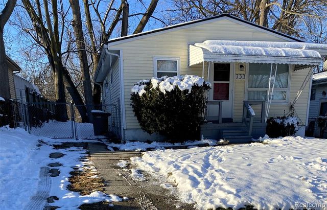 733 Livingston Avenue, Pontiac, MI 48340