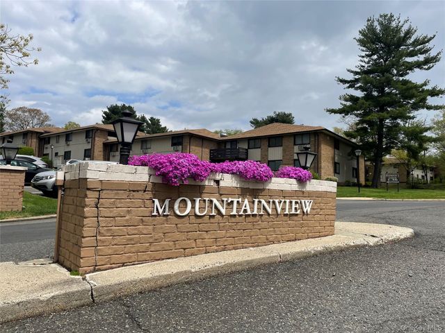 88 Sierra Vista Lane, Valley Cottage, NY 10989