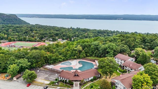 88 Sierra Vista Lane, Valley Cottage, NY 10989