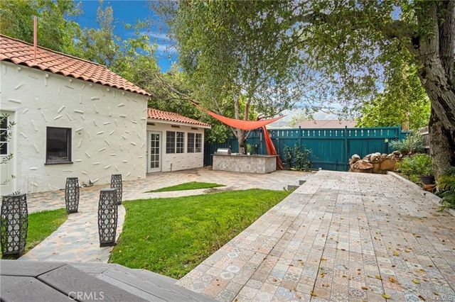 3629 Sierra Vista, Glendale, CA 91208