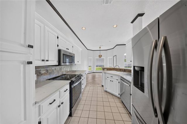 732 SW 155th Place, Oklahoma City, OK 73170