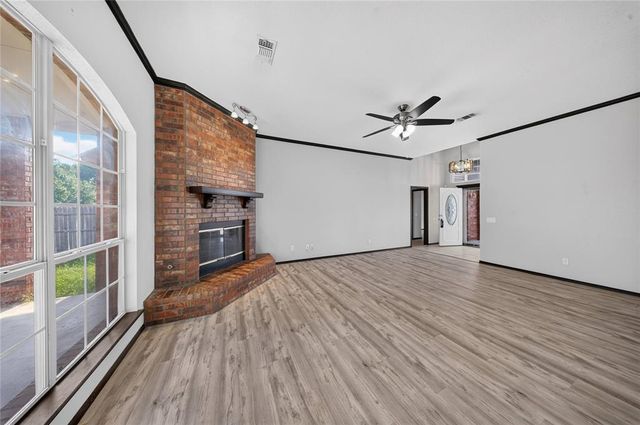 732 SW 155th Place, Oklahoma City, OK 73170