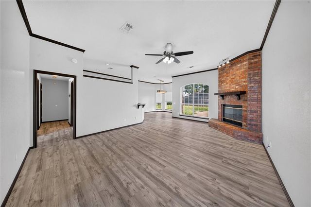 732 SW 155th Place, Oklahoma City, OK 73170