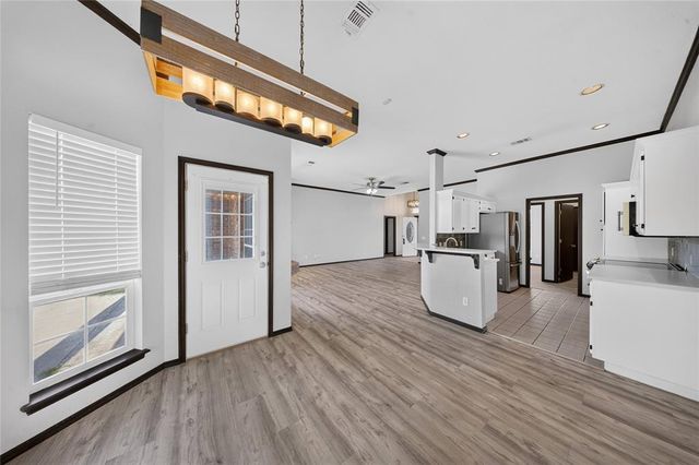 732 SW 155th Place, Oklahoma City, OK 73170