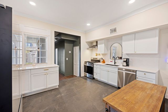 66 Line Street Apt A, Charleston, SC 29403