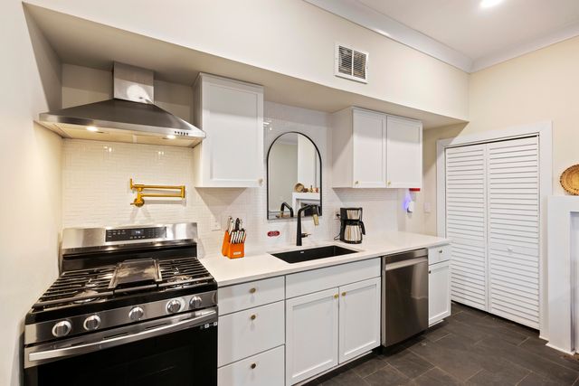 66 Line Street Apt A, Charleston, SC 29403