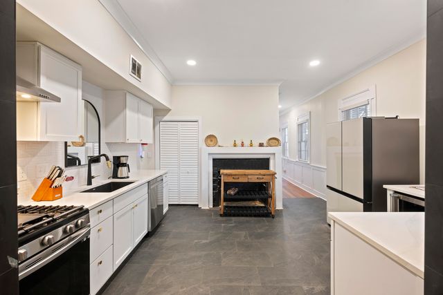 66 Line Street Apt A, Charleston, SC 29403