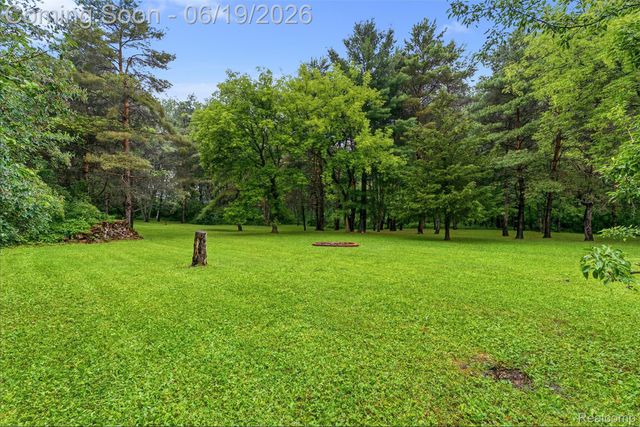 6109 N State Road, Richfield Township, MI 48423