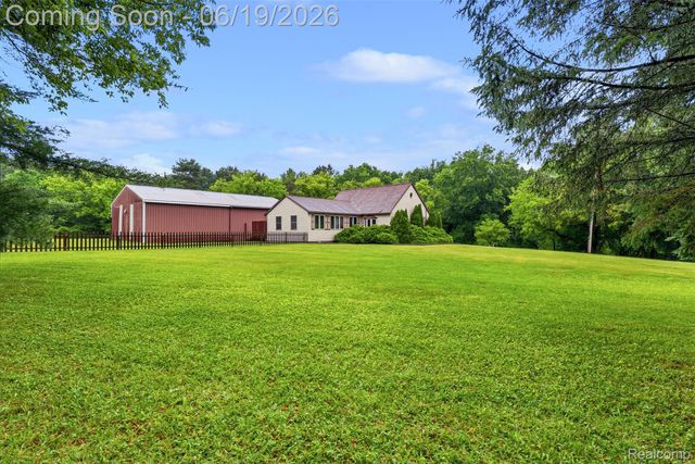 6109 N State Road, Richfield Township, MI 48423